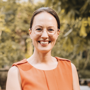 أليـنا تروهينا